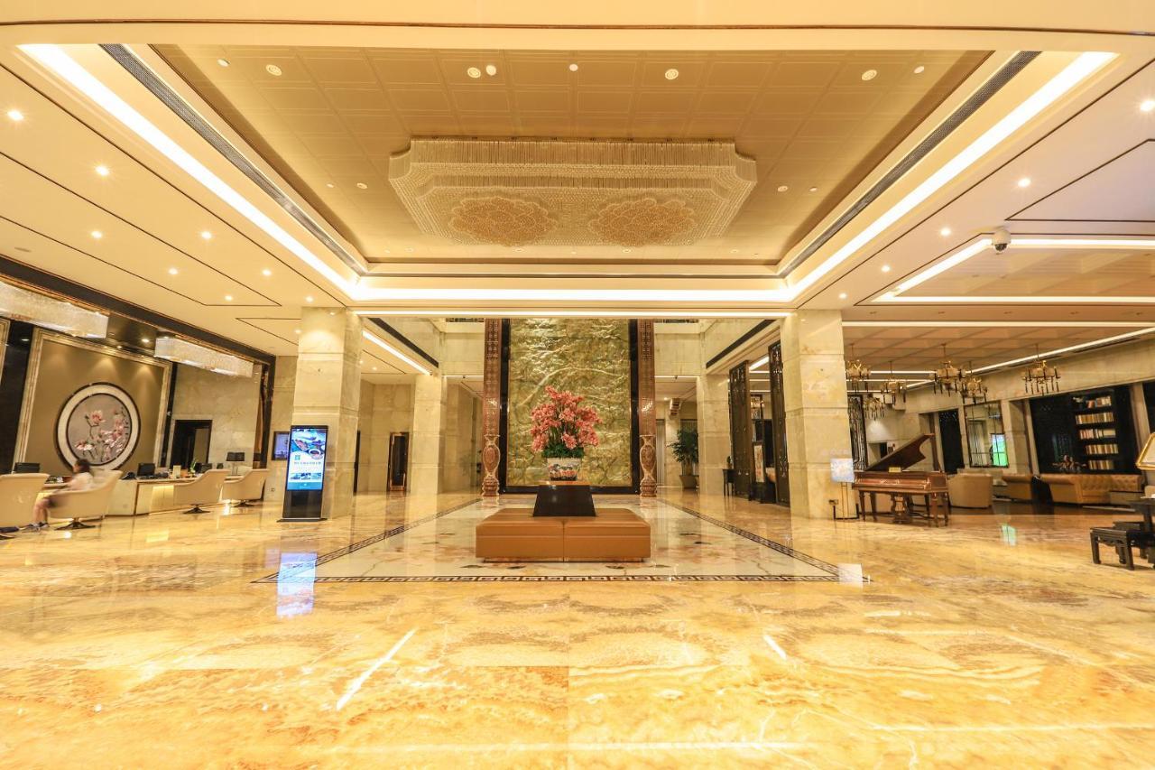 Royal Garden Hotel Shanghai-Free Shuttle To And From Disney & Pvg & Close Metro Line2 Easy To Sha New Expo Eksteriør billede