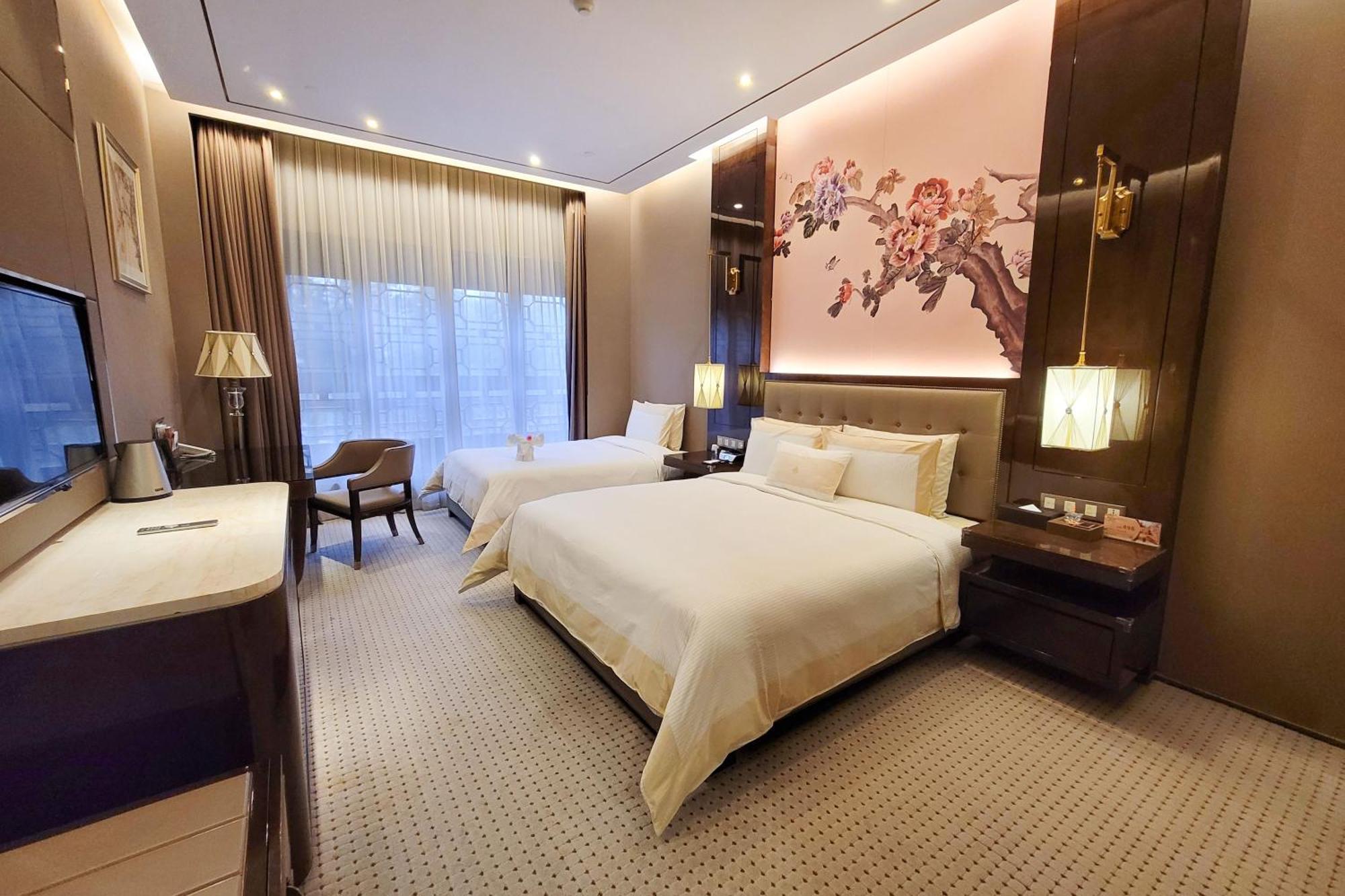 Royal Garden Hotel Shanghai-Free Shuttle To And From Disney & Pvg & Close Metro Line2 Easy To Sha New Expo Eksteriør billede