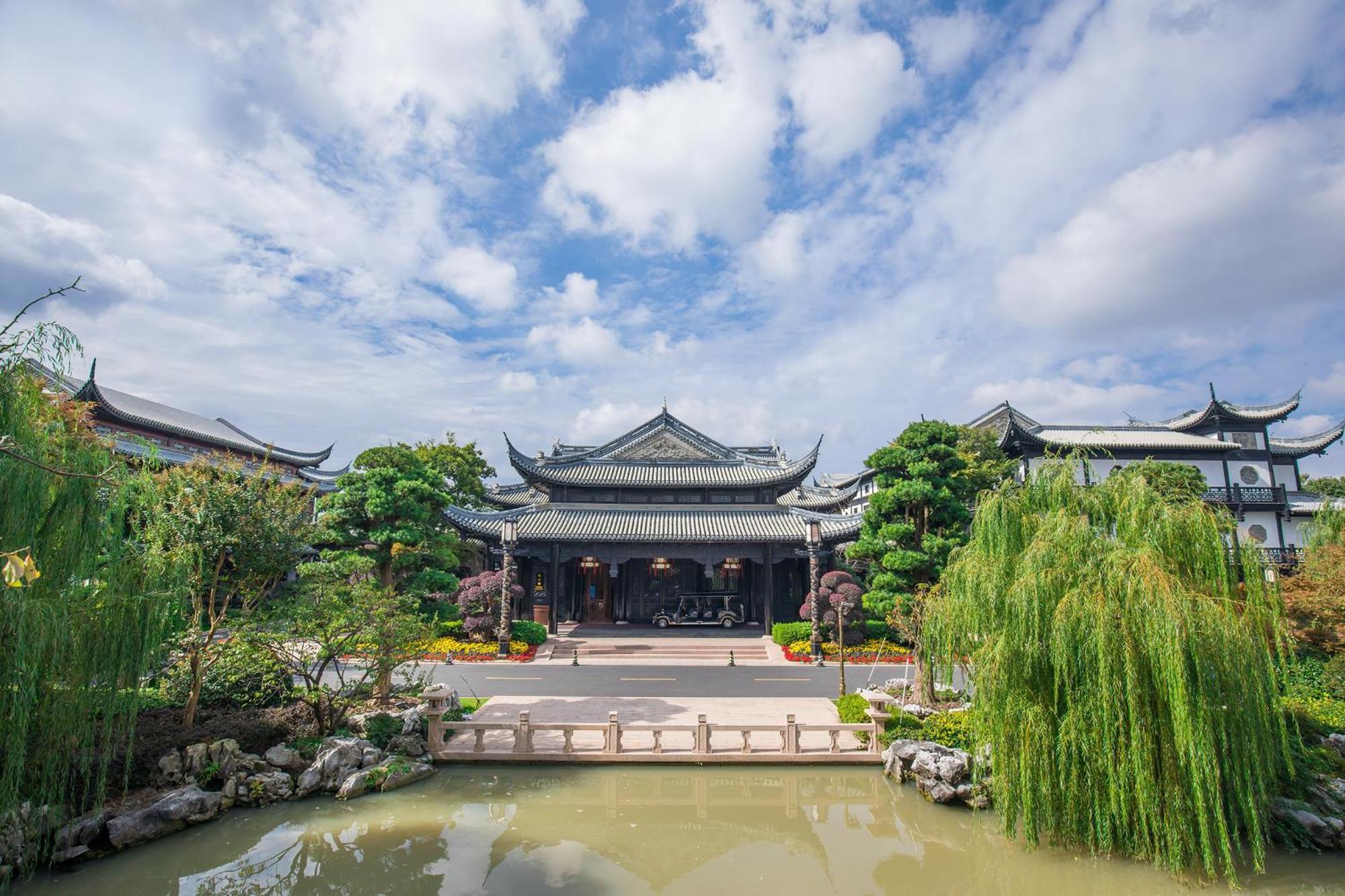 Royal Garden Hotel Shanghai-Free Shuttle To And From Disney & Pvg & Close Metro Line2 Easy To Sha New Expo Eksteriør billede