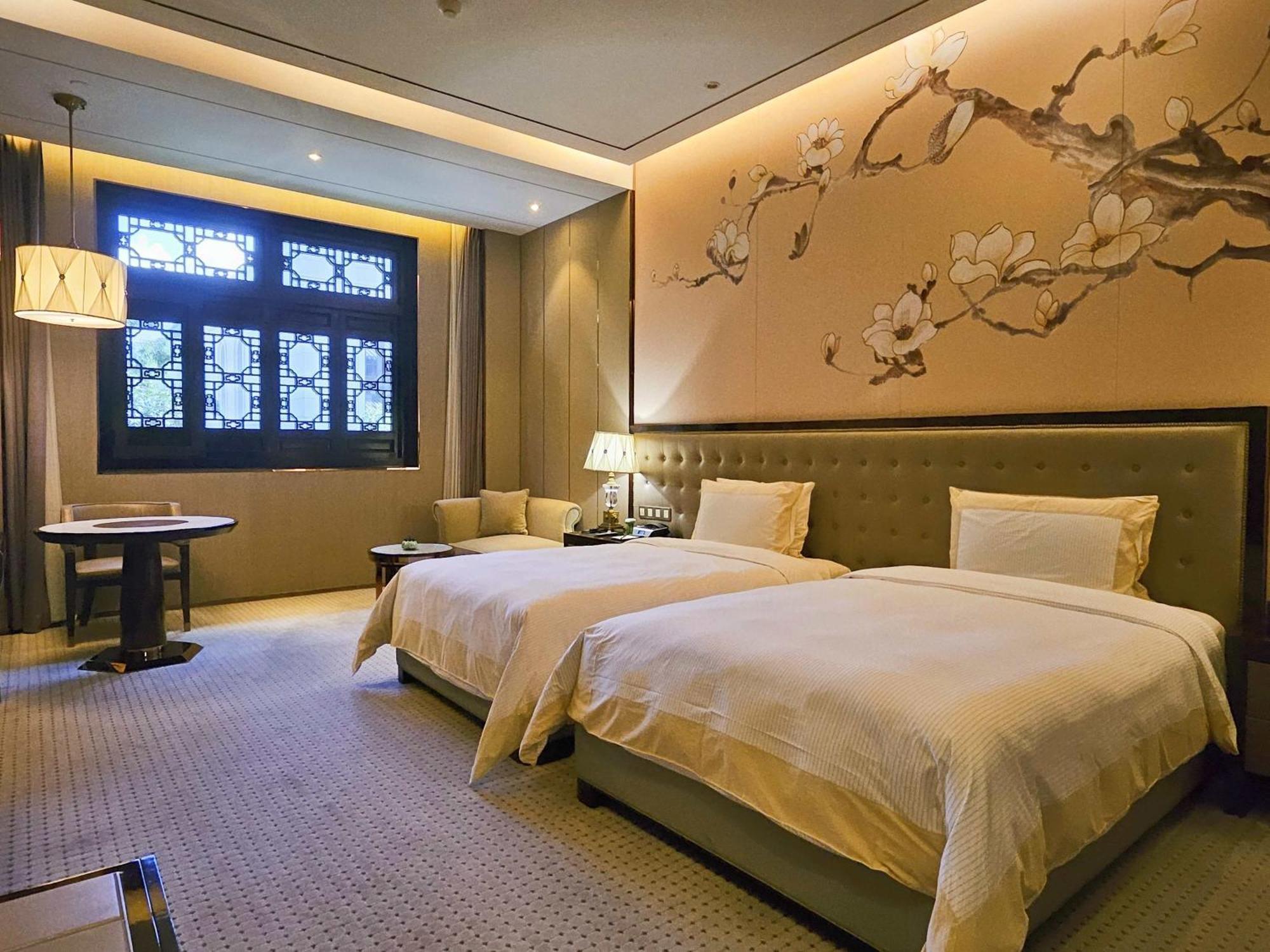 Royal Garden Hotel Shanghai-Free Shuttle To And From Disney & Pvg & Close Metro Line2 Easy To Sha New Expo Eksteriør billede