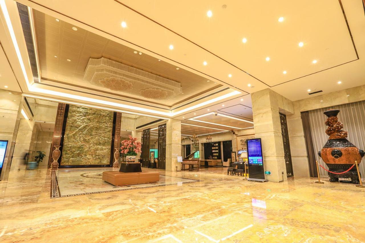 Royal Garden Hotel Shanghai-Free Shuttle To And From Disney & Pvg & Close Metro Line2 Easy To Sha New Expo Eksteriør billede