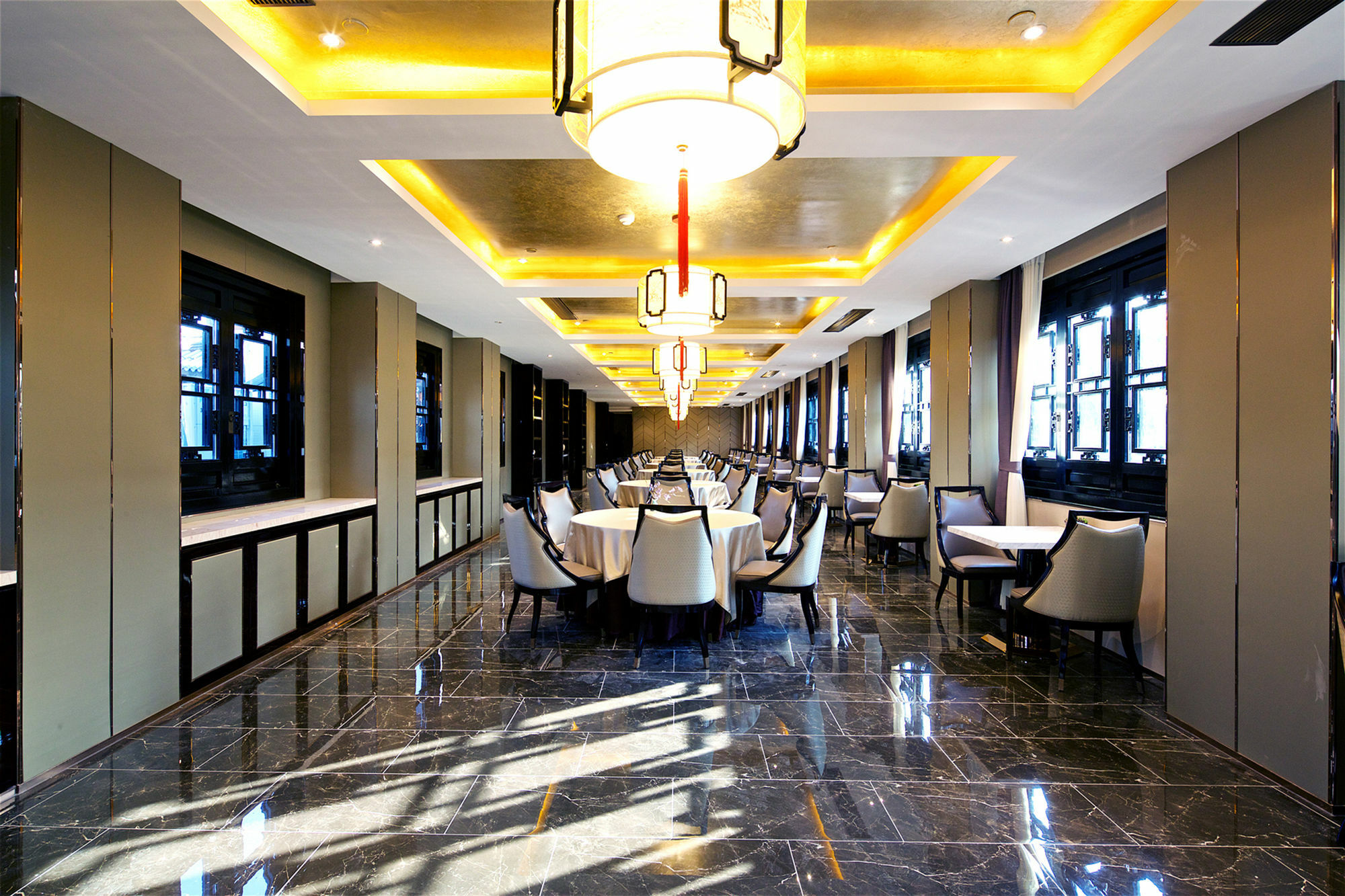 Royal Garden Hotel Shanghai-Free Shuttle To And From Disney & Pvg & Close Metro Line2 Easy To Sha New Expo Eksteriør billede
